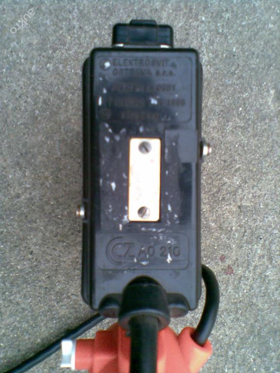 2786578298_4